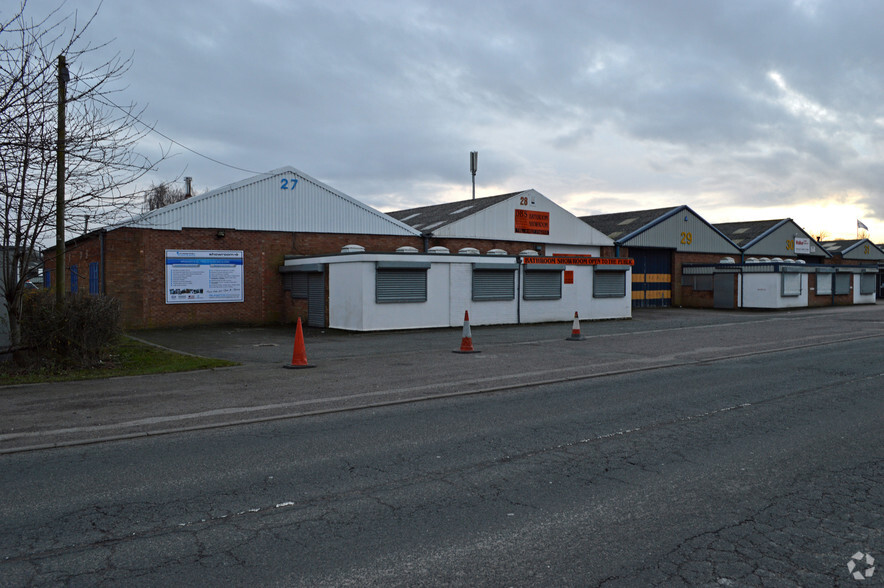 Carlyon Rd, Atherstone for lease - Building Photo - Image 3 of 3