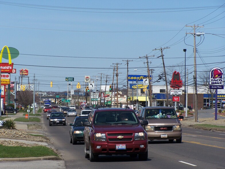 3551 Belmont Ave, Youngstown, OH for lease - Building Photo - Image 1 of 11