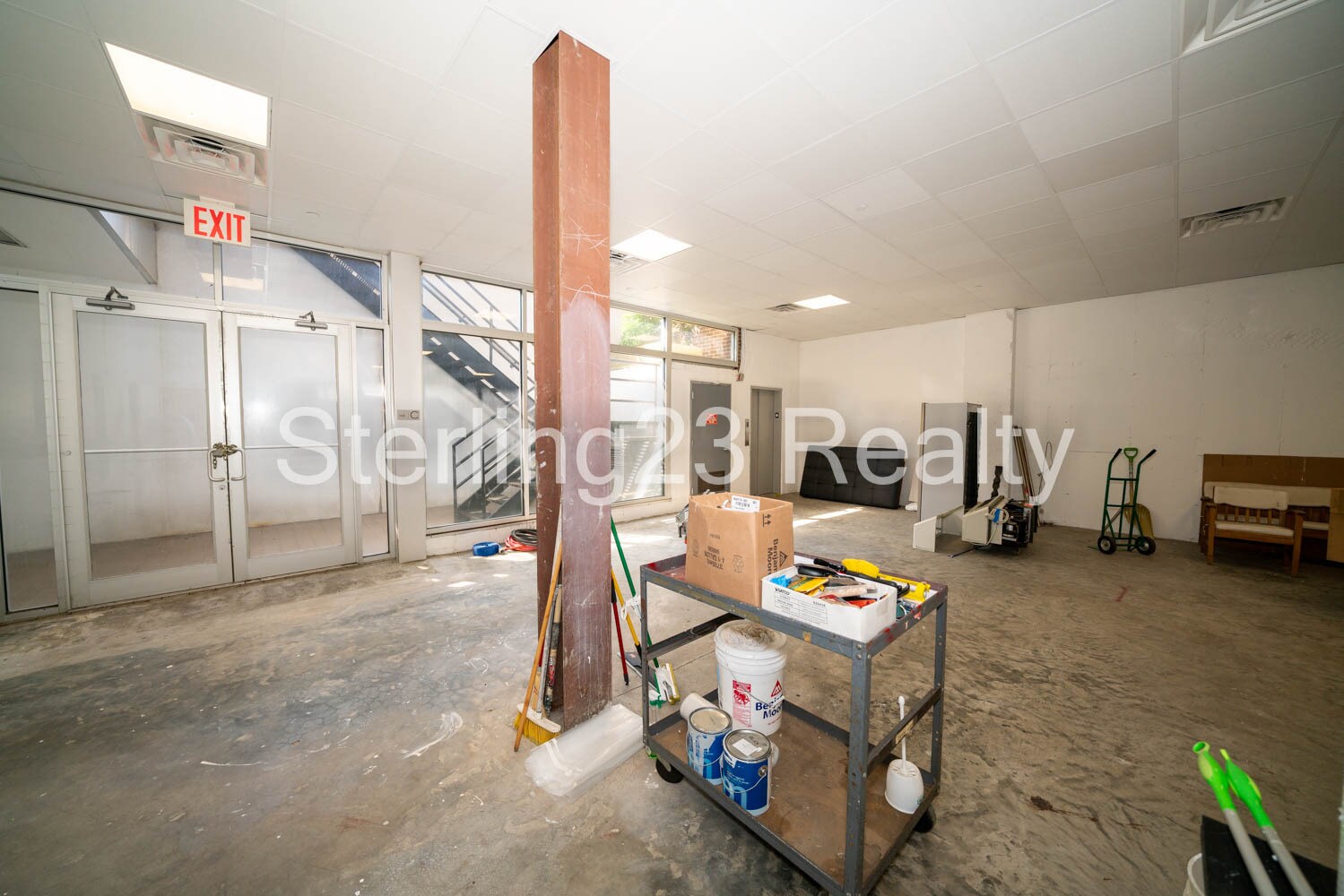 23-15 Astoria Blvd, Astoria, NY for sale Interior Photo- Image 1 of 1