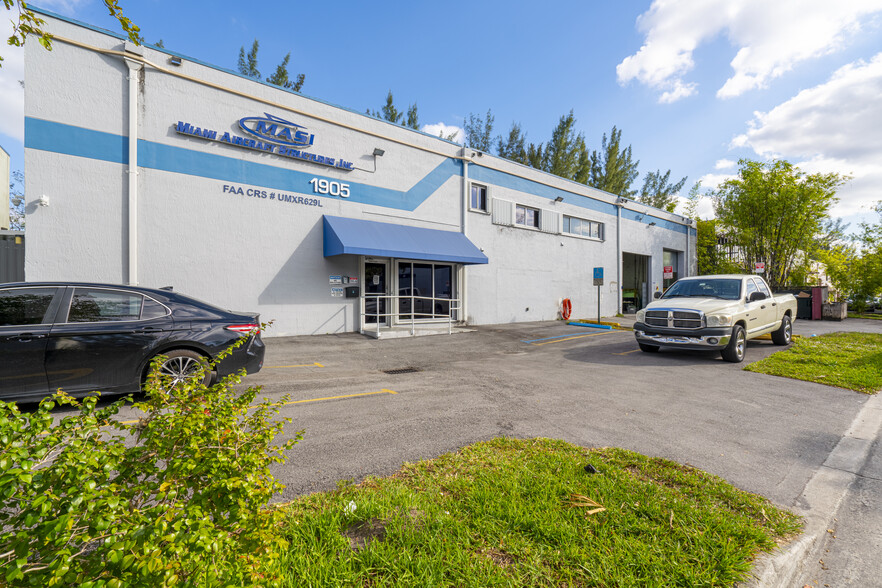 1905 NW 93rd Ave, Miami, FL for lease - Primary Photo - Image 2 of 90