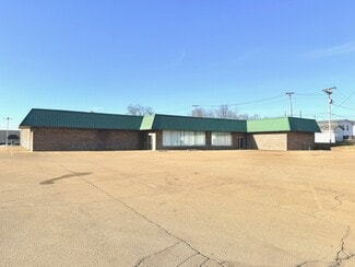 More details for 208 Lincoln Dr, Fredericktown, MO - Retail for Sale