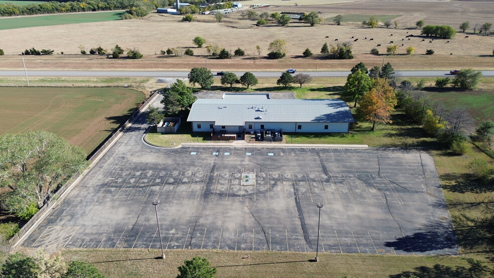 12420 W K 42 Hwy, Wichita, KS for lease - Building Photo - Image 2 of 4