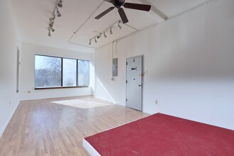 225 34th St, Brooklyn, NY for lease Interior Photo- Image 1 of 12