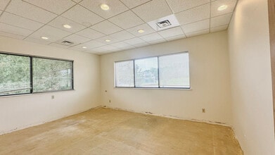 1707 S Park St, Kalamazoo, MI for lease Interior Photo- Image 2 of 3