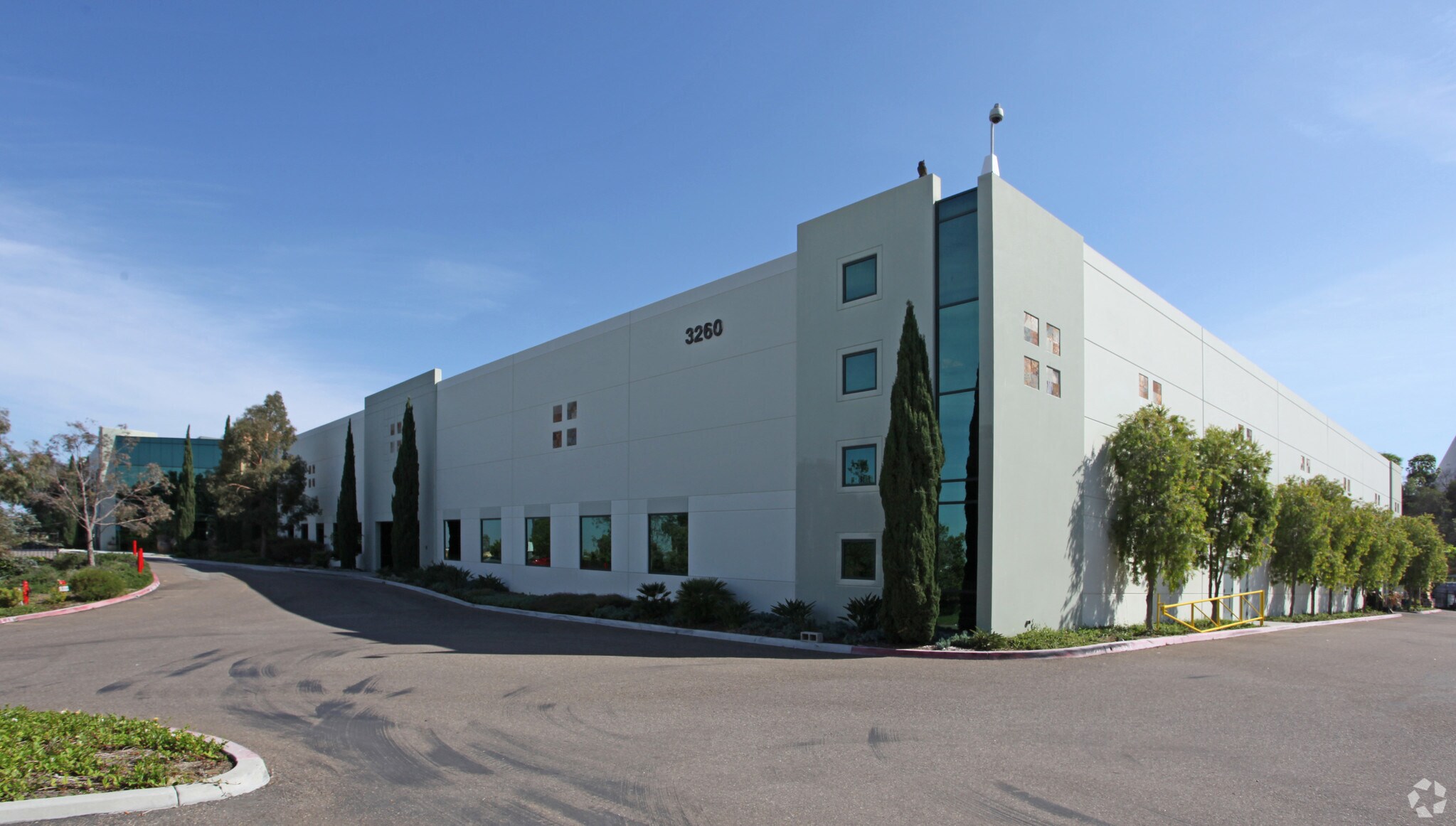 3260 corporate view vista ca 92081