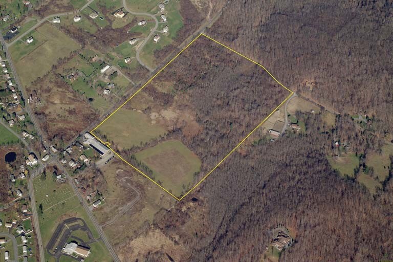 32 Scotchtown Collabar Rd, Middletown, NY for sale - Building Photo - Image 1 of 1