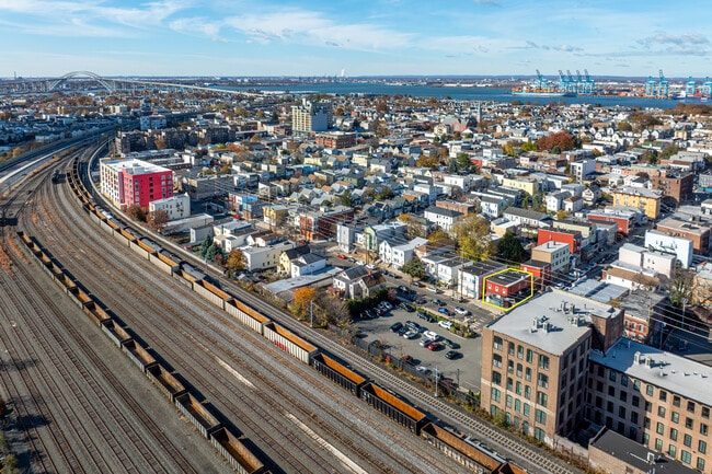 More details for 147 Avenue E, Bayonne, NJ - Retail for Auction