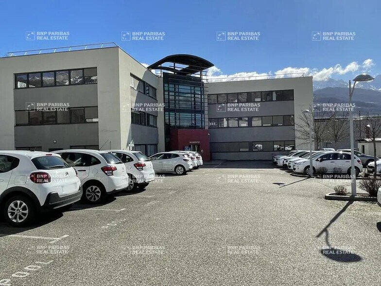 Office in Bernin for sale - Building Photo - Image 2 of 13