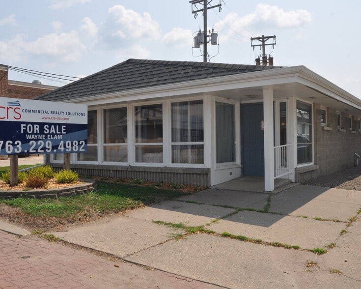 824 6th St, Howard Lake, MN 55349