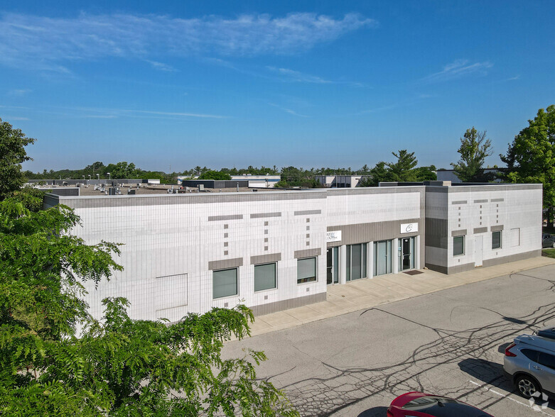 7202 E 87th St, Indianapolis, IN for lease - Building Photo - Image 2 of 12