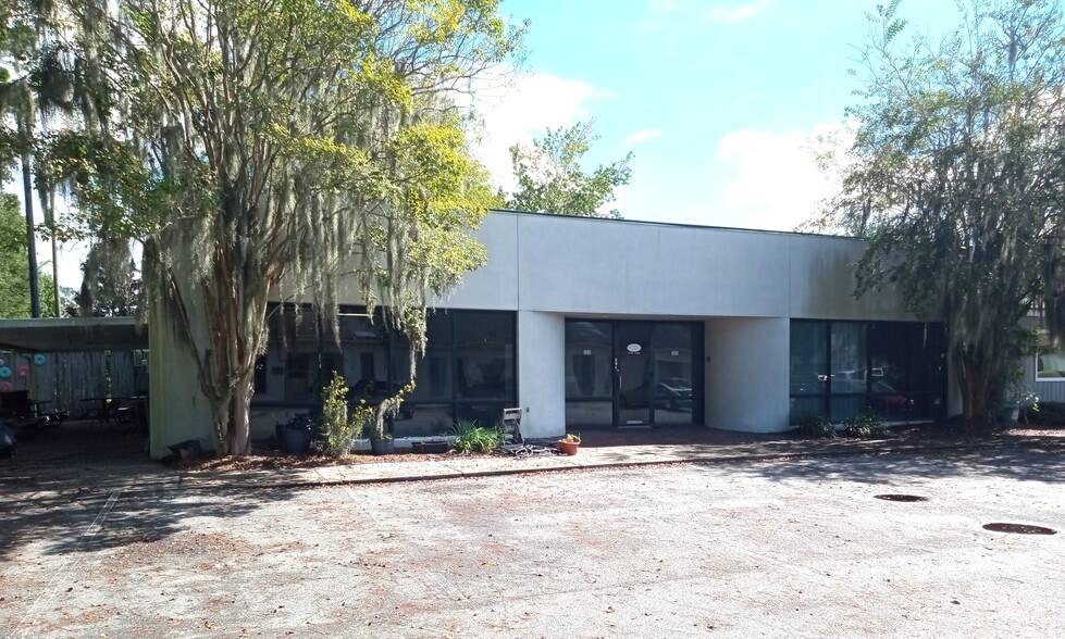 120 Oglethorpe Professional Ct, Savannah, GA for lease - Primary Photo - Image 1 of 7