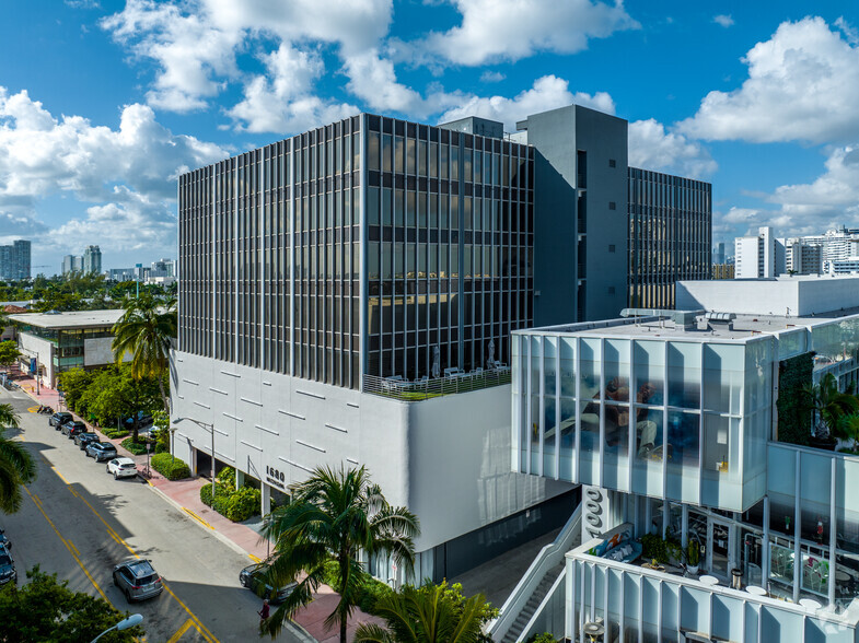 1680 Michigan Ave, Miami Beach, FL for sale - Building Photo - Image 1 of 4