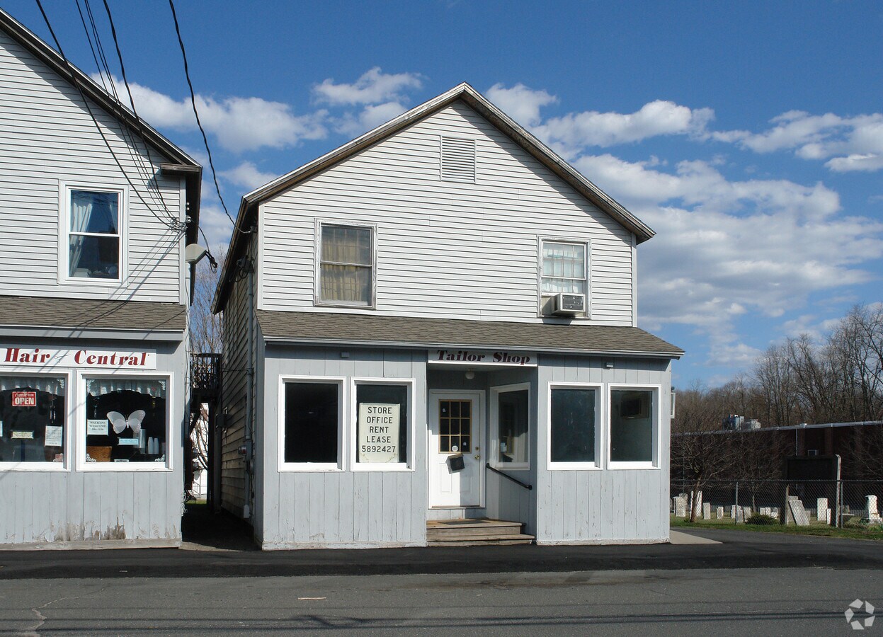 17 S Main St, Terryville, CT 06786