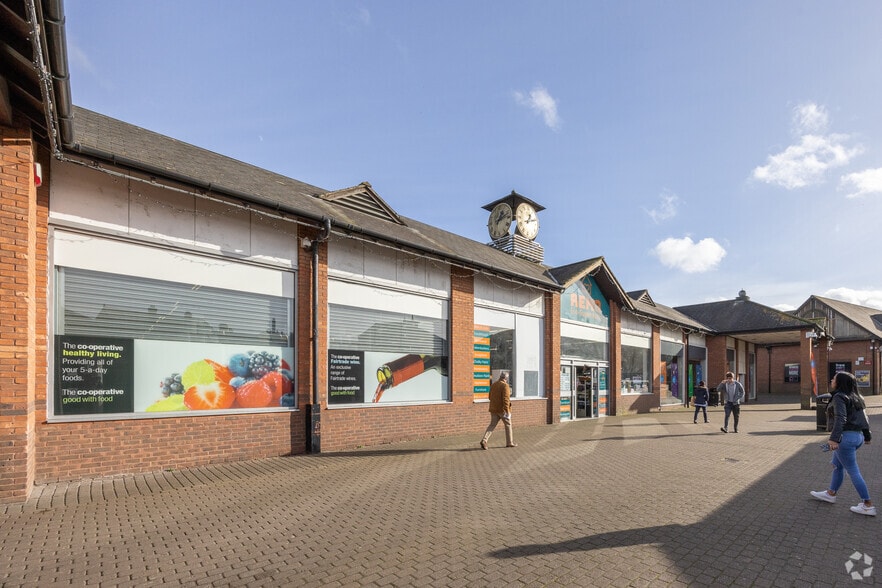 Market Pl, Wisbech for lease - Building Photo - Image 2 of 2