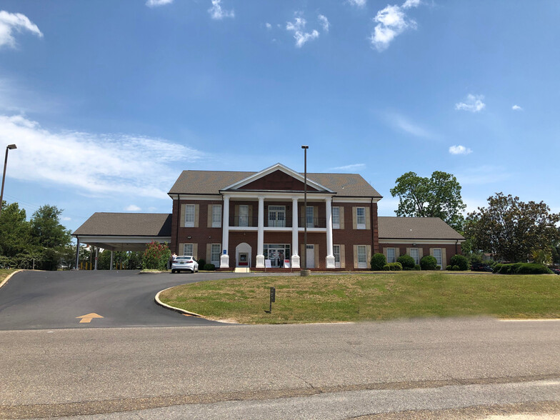 22769 Lakeshore Blvd, Florala, AL for sale - Building Photo - Image 1 of 1