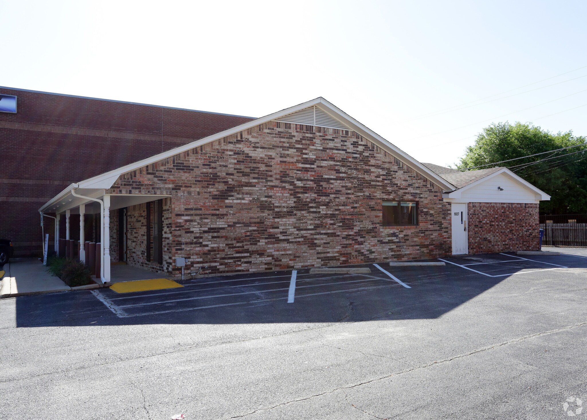 1827 W Louisiana St, McKinney, TX for sale Primary Photo- Image 1 of 1