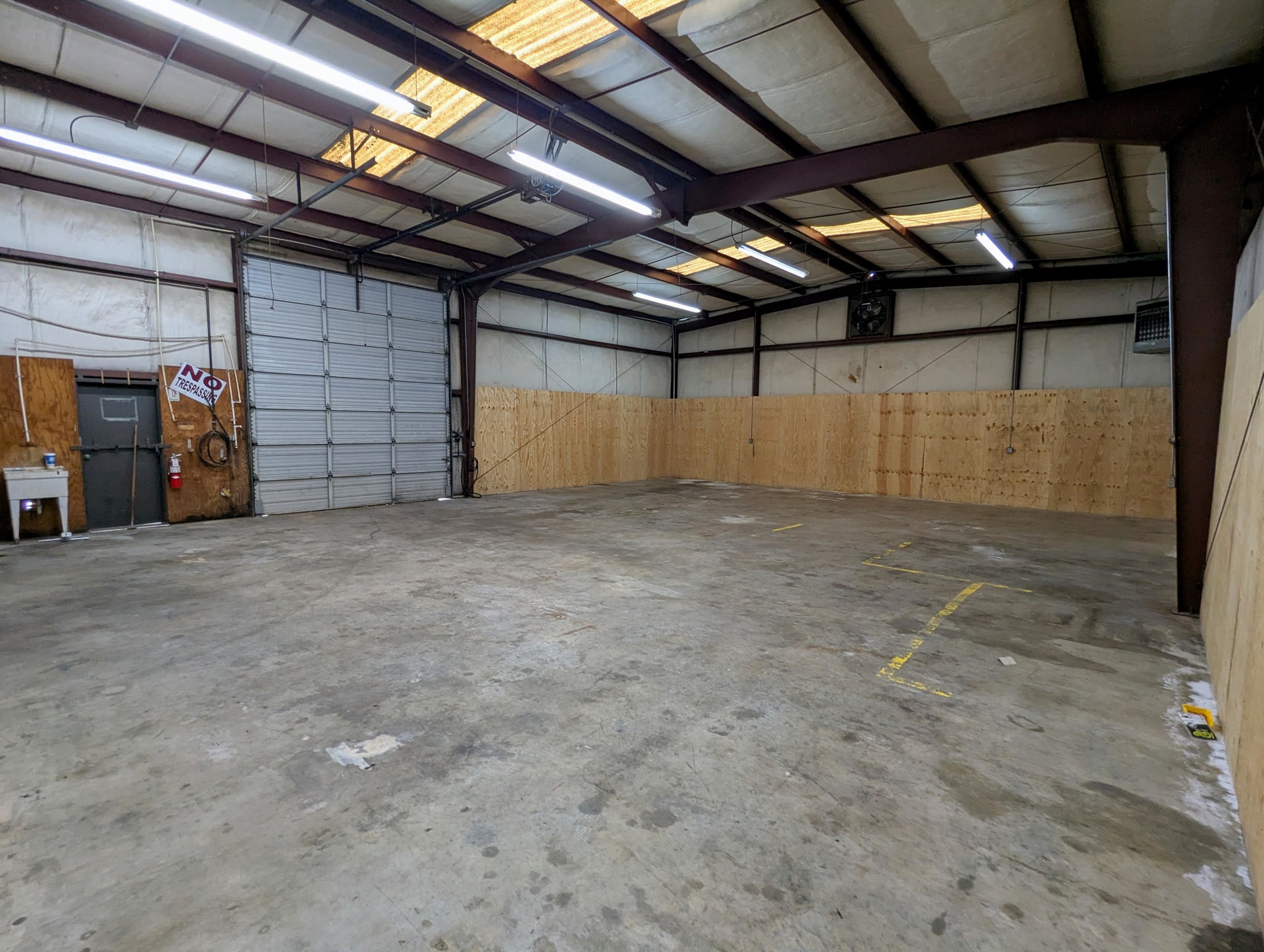 2988 Gillespie St, Fayetteville, NC for lease Interior Photo- Image 1 of 2