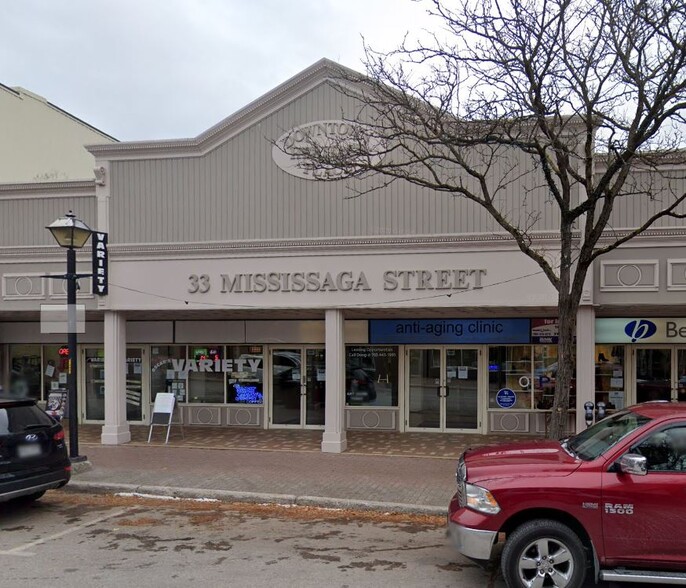 33 Mississaga St, Orillia, ON for lease - Primary Photo - Image 1 of 3