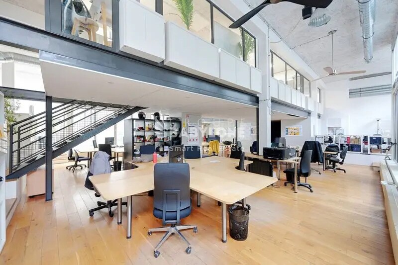 Office in Malakoff for lease - Interior Photo - Image 3 of 7