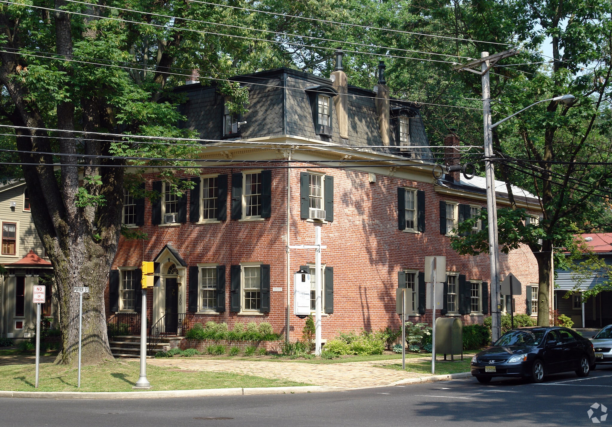 300 Kings Hwy E, Haddonfield, NJ 08033