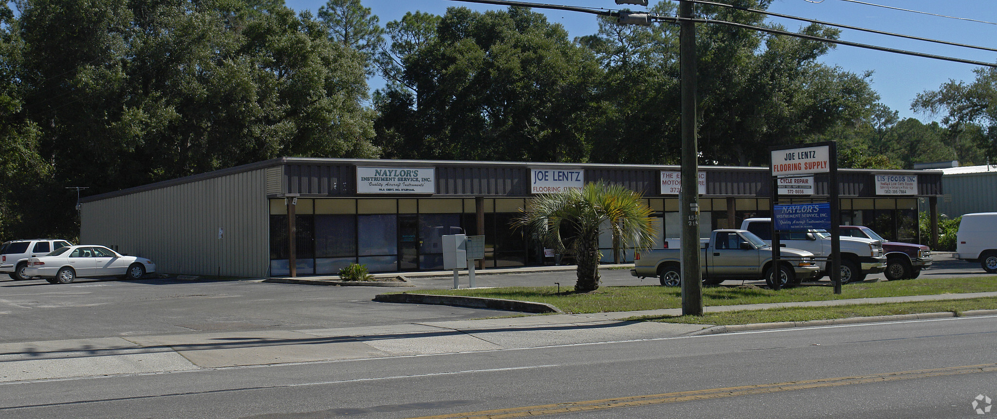 4323 NW 6th St, Gainesville, FL for lease Primary Photo- Image 1 of 8