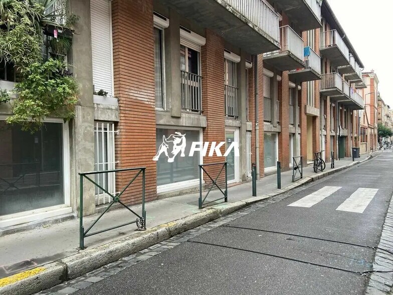 Office in Toulouse for lease - Building Photo - Image 1 of 5