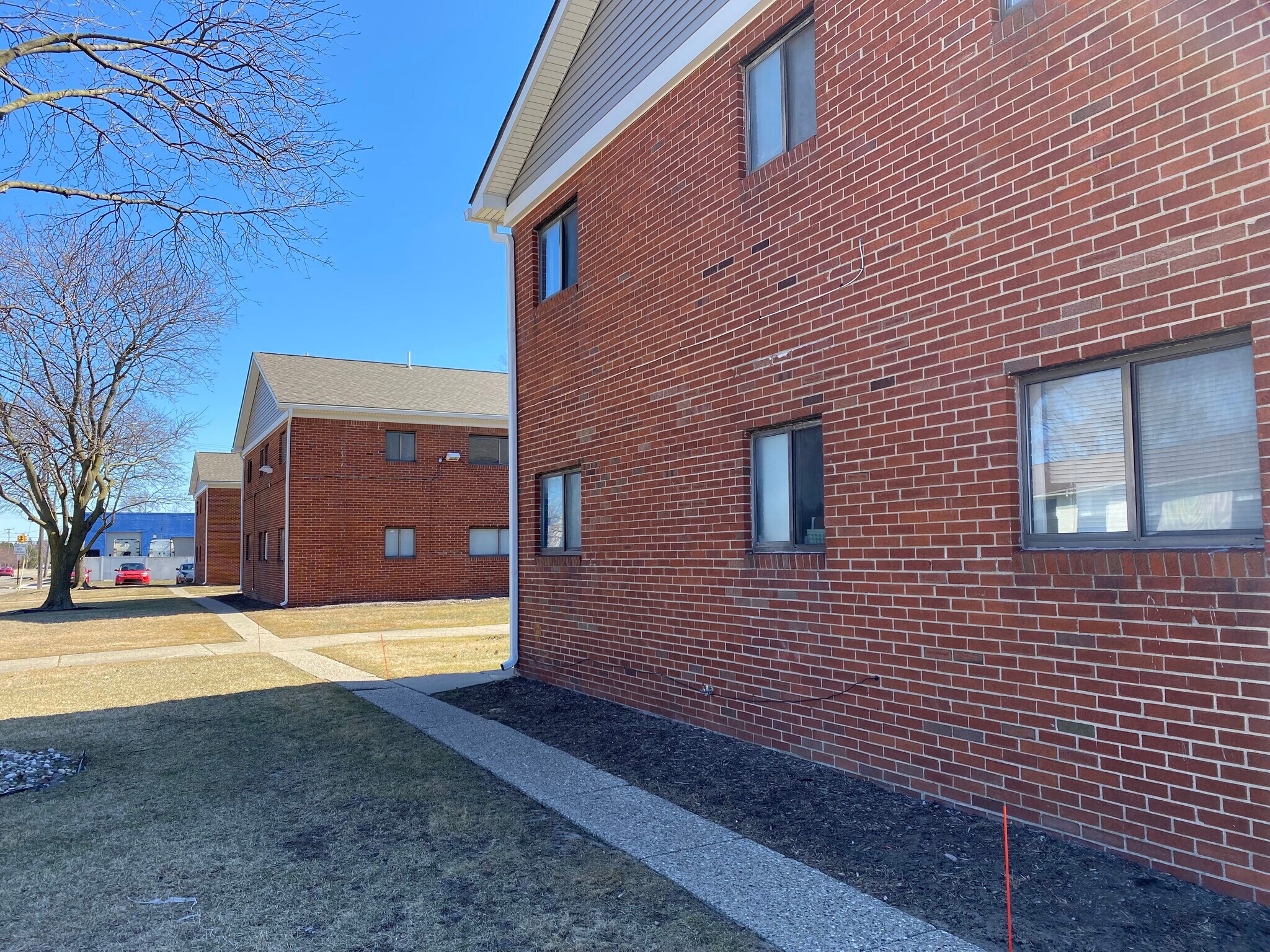 1670-1770 E Woodward Heights Blvd, Hazel Park, MI for sale Building Photo- Image 1 of 1