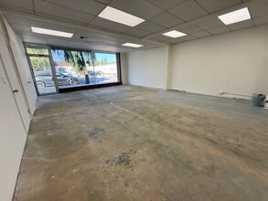 3818 W Burbank Blvd, Burbank, CA for lease Interior Photo- Image 2 of 10