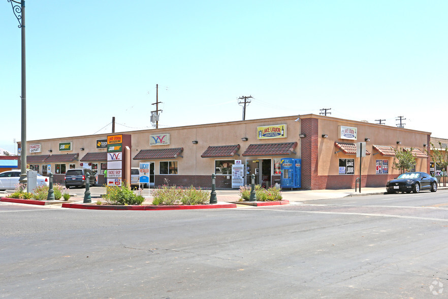 129-169 E Antelope Ave, Woodlake, CA for lease - Primary Photo - Image 1 of 18