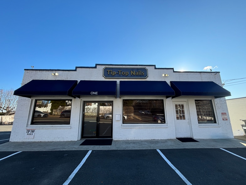 1 Havemeyer Ln, Old Greenwich, CT for sale - Building Photo - Image 1 of 1