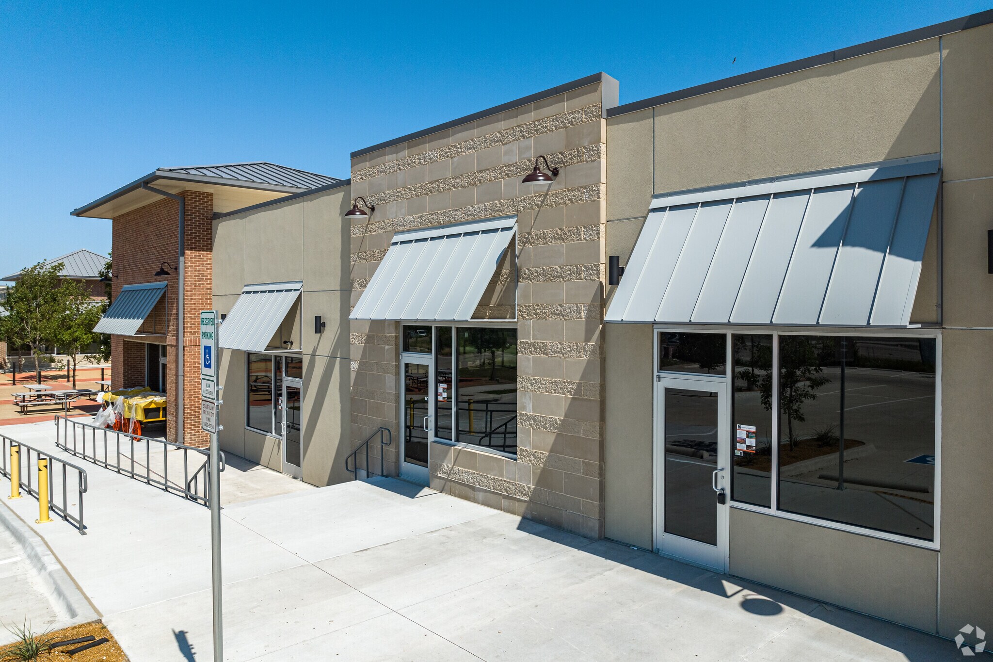 27475 E University Dr, Aubrey, TX 76227 Savannah Town Center Phase