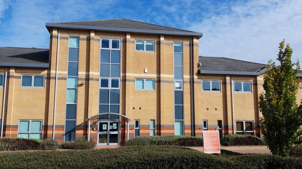 18 Rockingham Rd, Market Harborough for sale Building Photo- Image 1 of 1