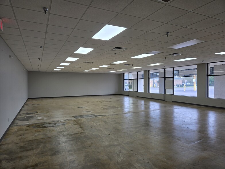 470 S Highway 29, Cantonment, FL for lease - Interior Photo - Image 3 of 32