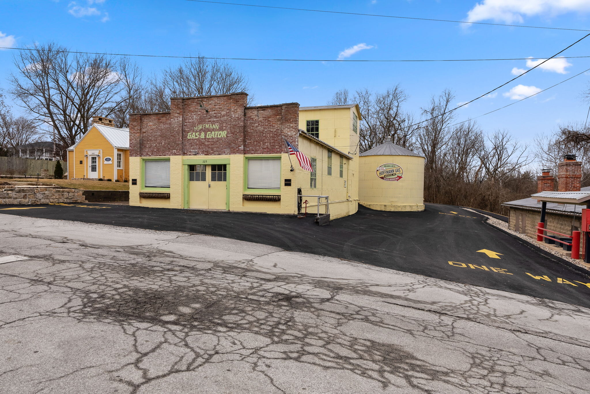 219 Jackson St, Augusta, MO for sale Primary Photo- Image 1 of 18