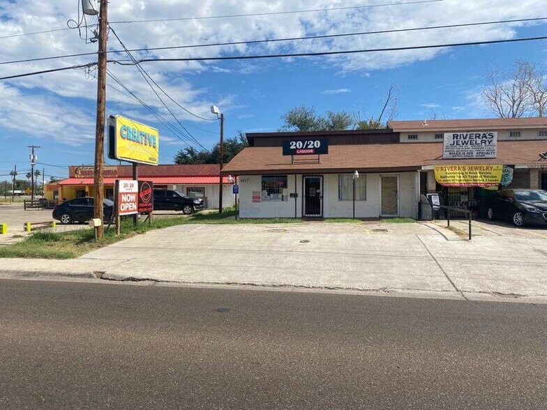 4417 McPherson Rd, Laredo, TX 78041