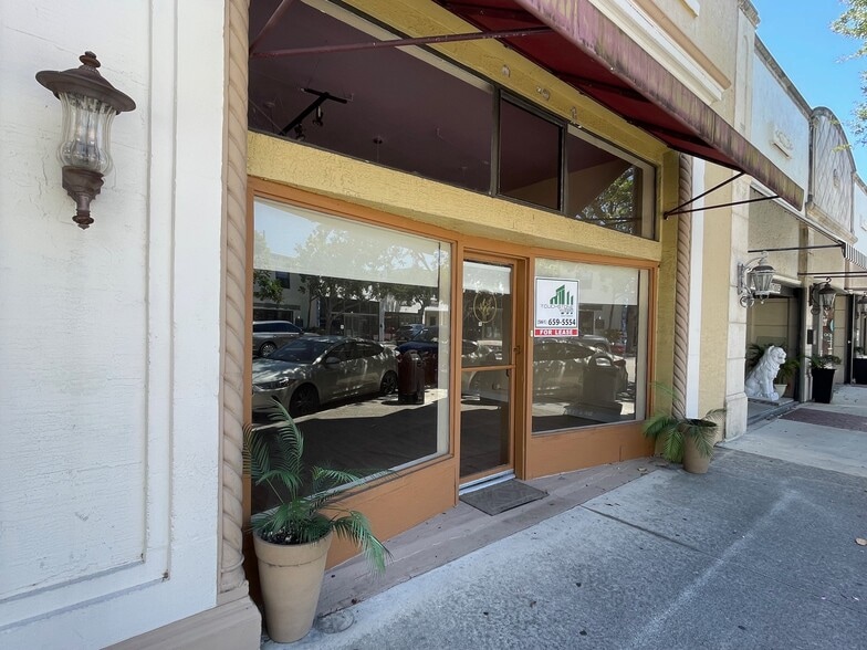 408-410 Northwood Rd, West Palm Beach, FL for lease - Building Photo - Image 2 of 8