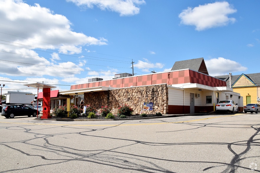 6638 Dixie Hwy, Fairfield, OH for sale - Building Photo - Image 2 of 4