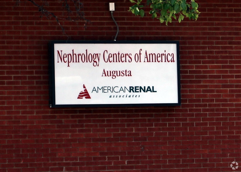 1002 Telfair St, Augusta, GA for sale - Building Photo - Image 3 of 15