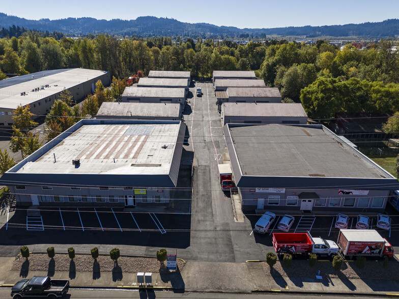 3904-3922 W 1st Ave, Eugene, OR for lease - Building Photo - Image 1 of 11