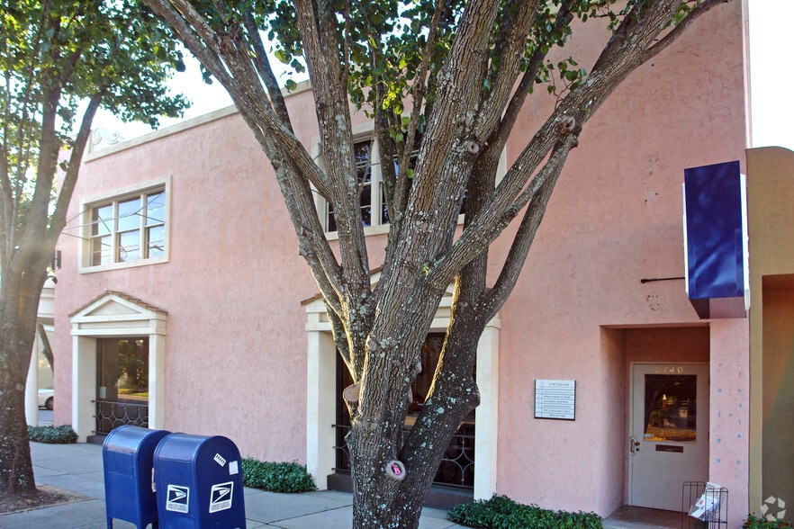 2740 Devine St, Columbia, SC for lease - Building Photo - Image 3 of 15