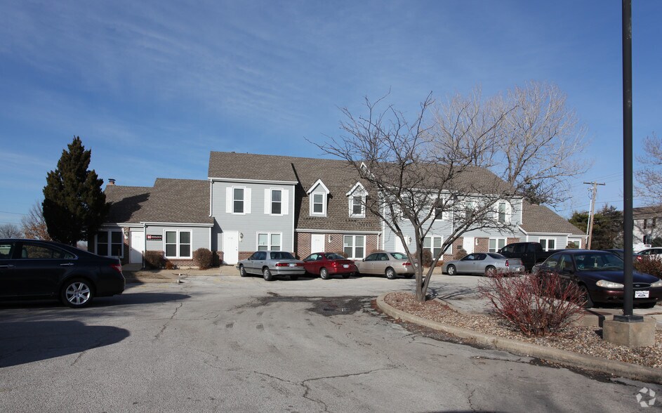 9710-9720 Rosehill Rd, Lenexa, KS for sale - Building Photo - Image 1 of 1