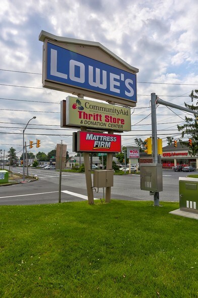 25-31 Rohrerstown Rd, Lancaster, PA for lease - Building Photo - Image 2 of 20