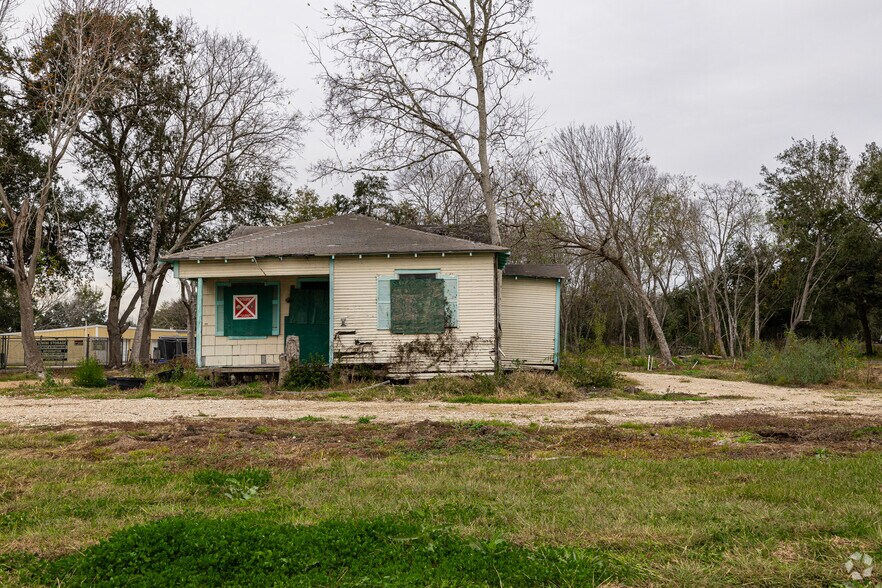 5903 W Broadway, Pearland, TX for sale - Primary Photo - Image 1 of 1