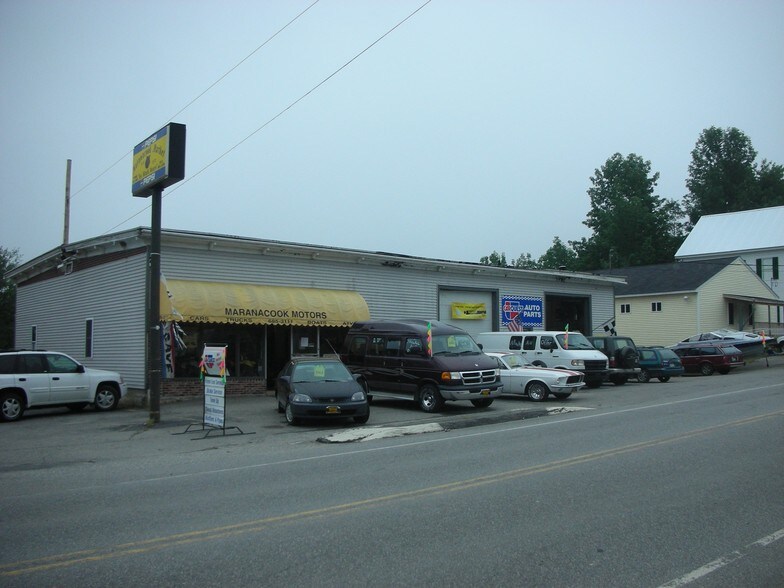 765 Main St, Readfield, ME 04355