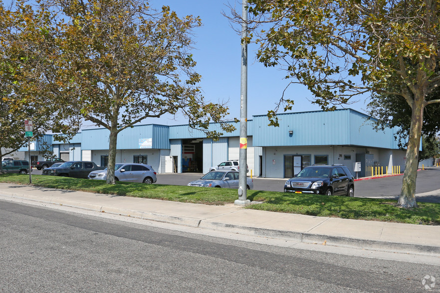 3941 Holly Dr, Tracy, CA for lease - Building Photo - Image 2 of 17