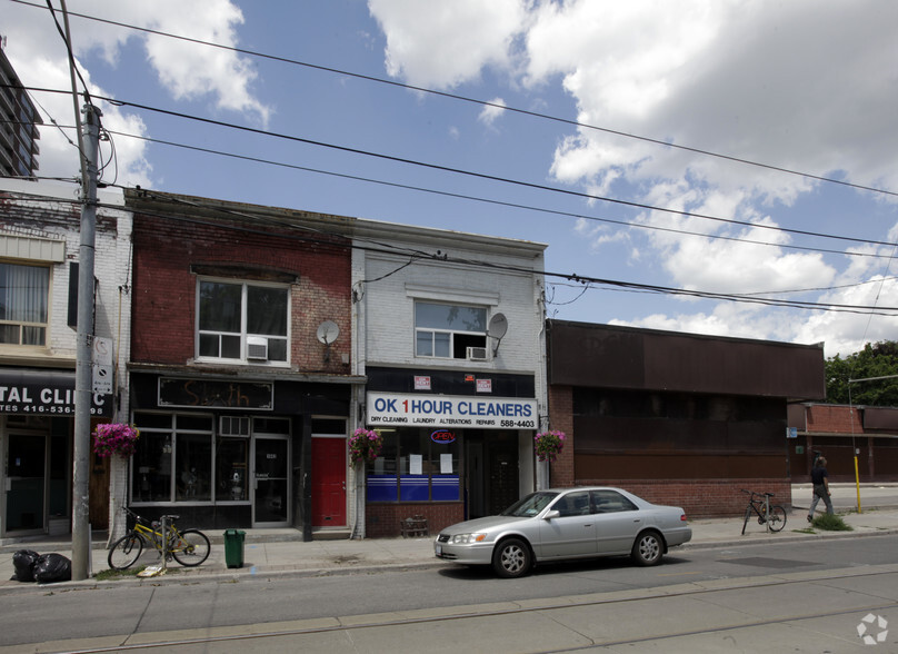 1640 Queen St, Toronto, ON for lease - Building Photo - Image 2 of 4