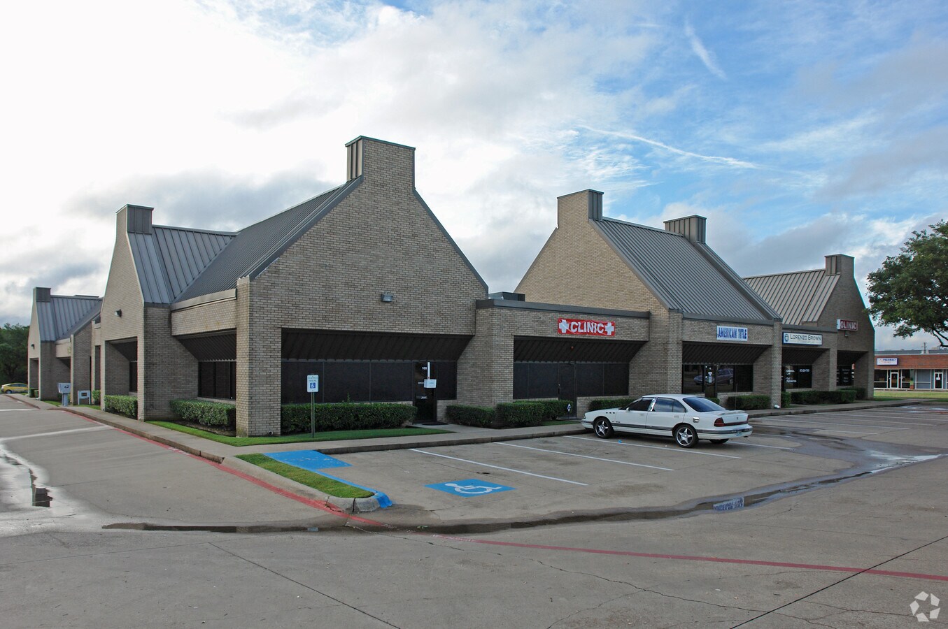 17001704 N Hampton Rd, DeSoto, TX 75115 Office for Lease