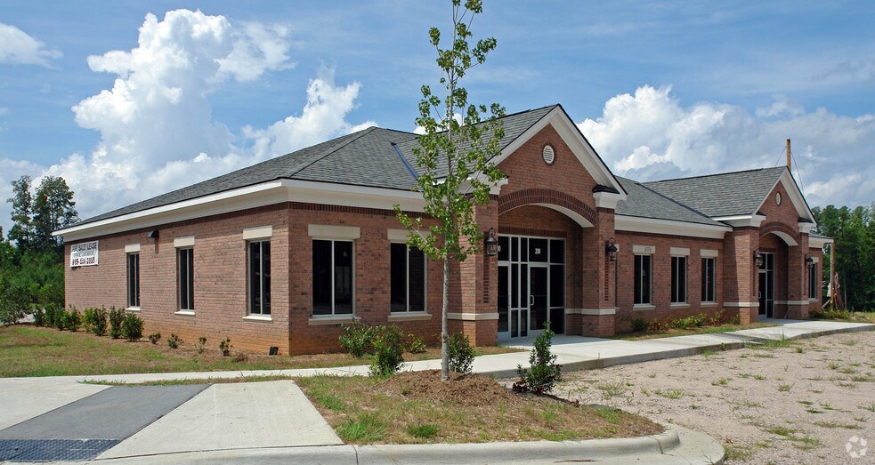 10500 Ligon Mill Rd, Wake Forest, NC 27587