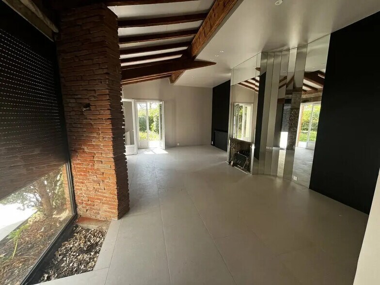 Office in Cugnaux for sale - Interior Photo - Image 2 of 12