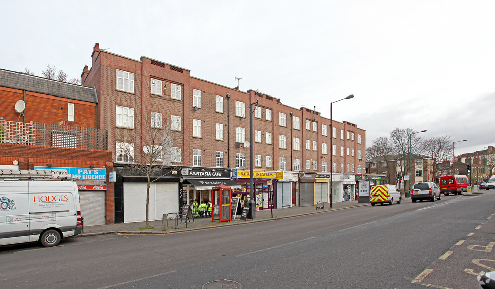 Clapham Park Rd, London for lease - Building Photo - Image 2 of 8